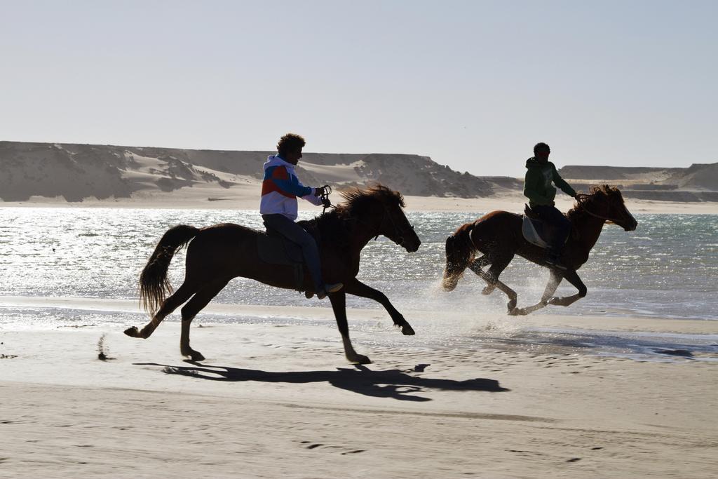 Dakhla Evasion Hotel Buitenkant foto